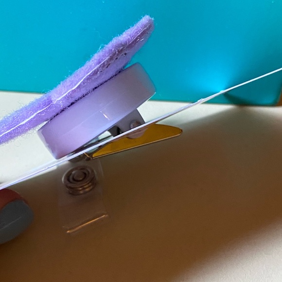 NWT Coffee Time badge reel - Picture 3 of 3